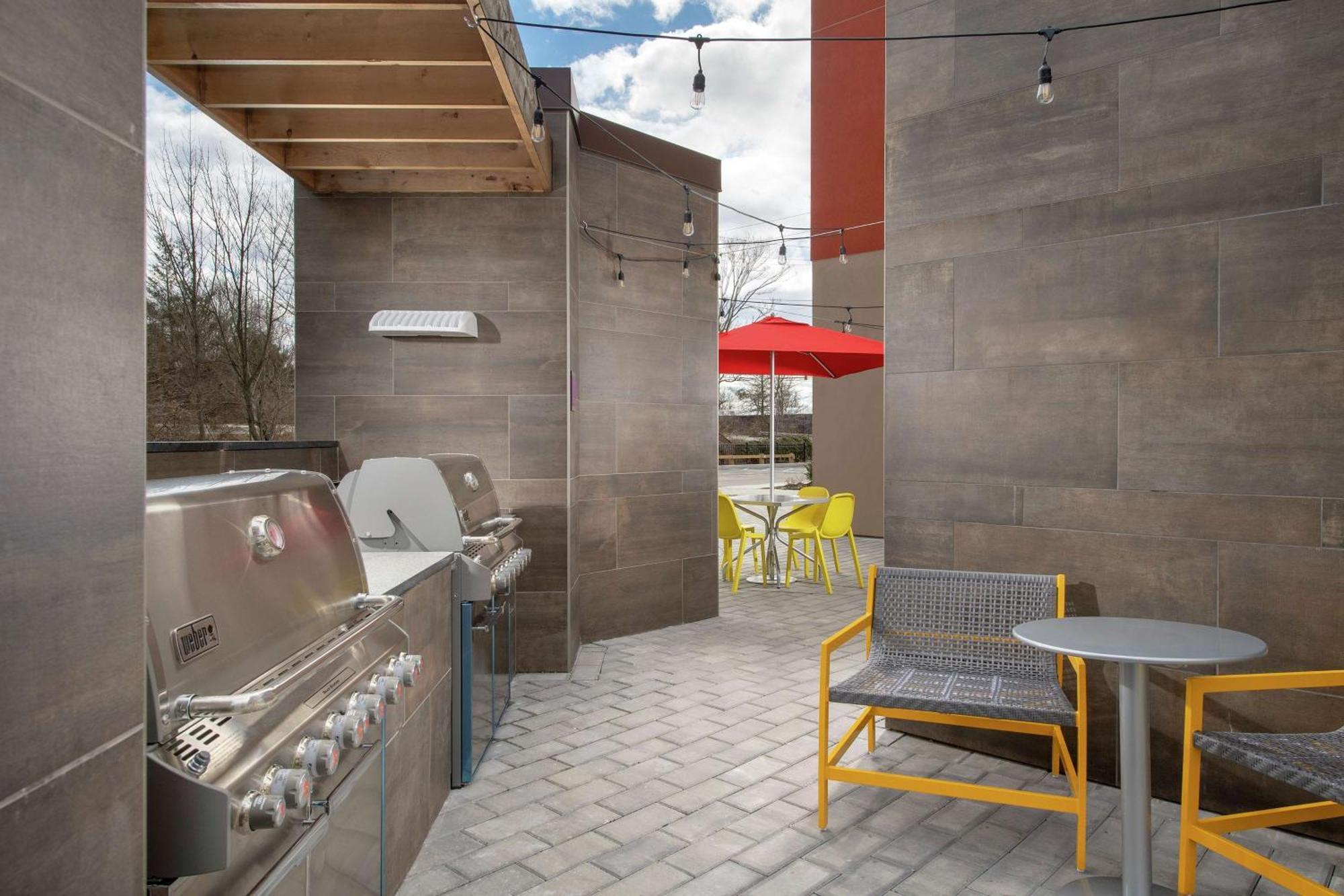 Home2 Suites By Hilton Edison Bagian luar foto