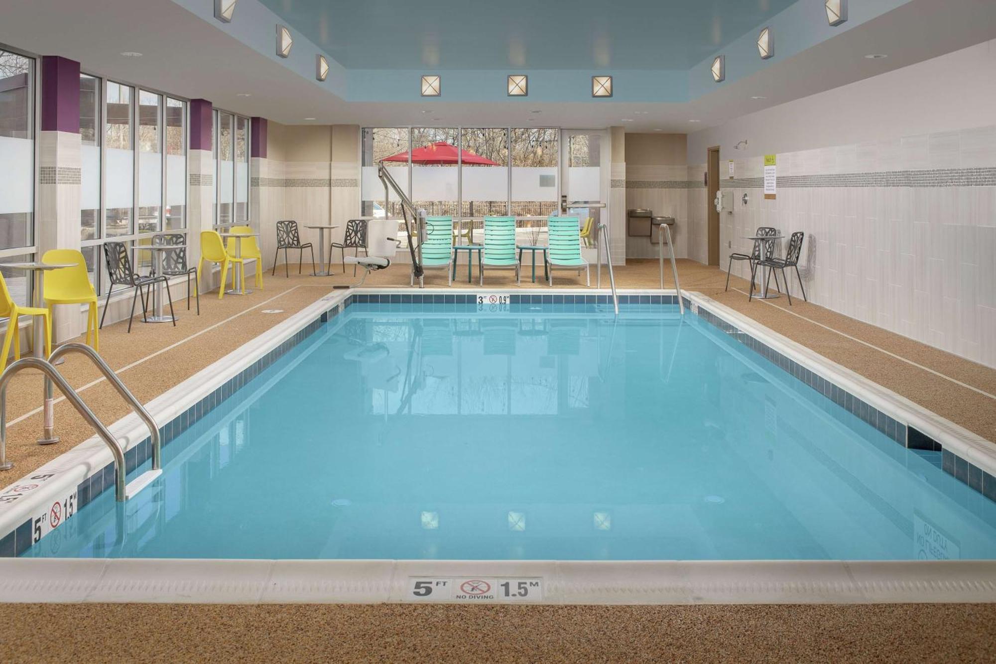 Home2 Suites By Hilton Edison Bagian luar foto