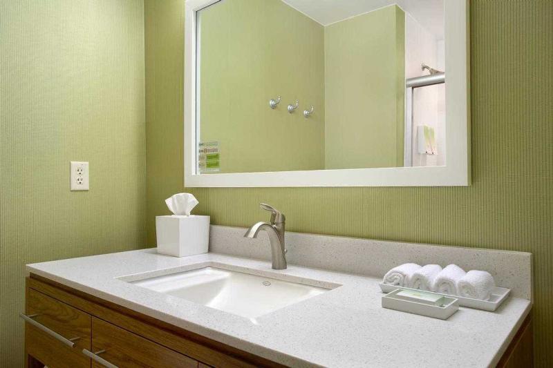 Home2 Suites By Hilton Edison Bagian luar foto